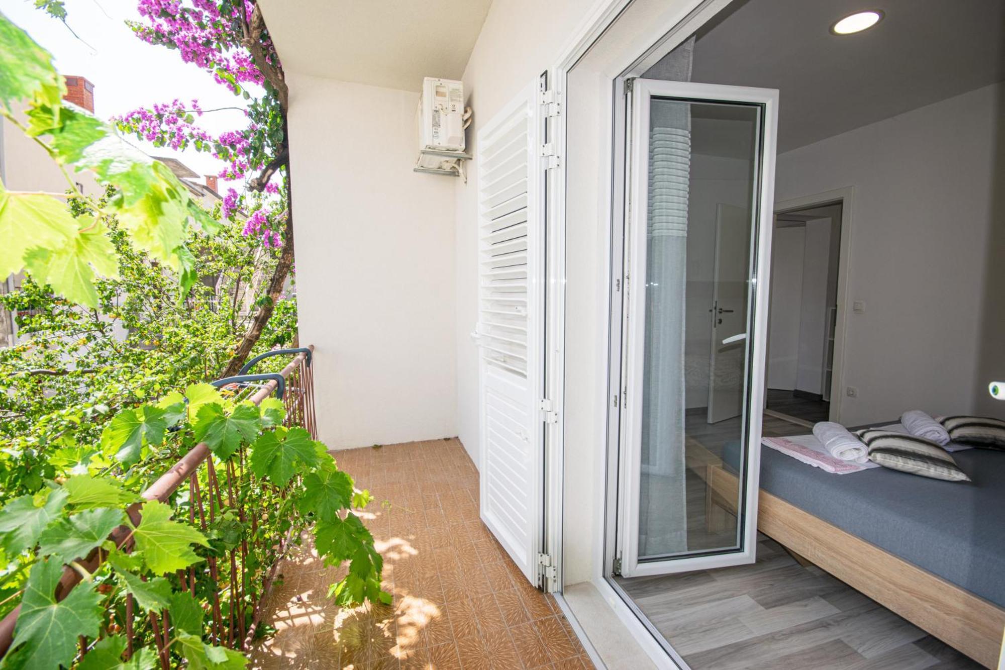 Apartman Biljana Makarska Esterno foto