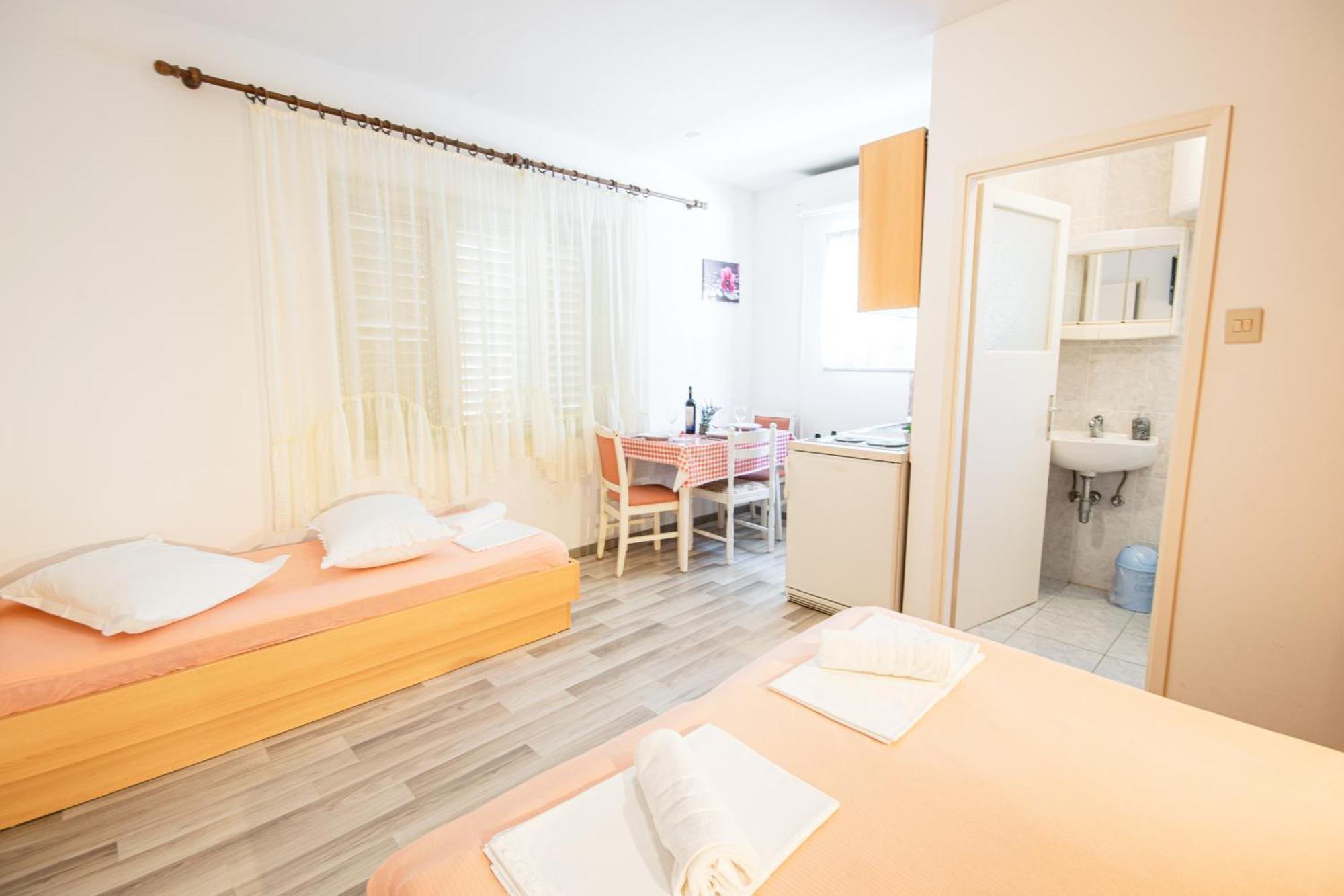 Apartman Biljana Makarska Esterno foto