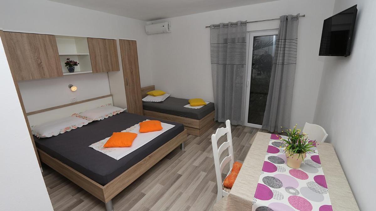 Apartman Biljana Makarska Esterno foto